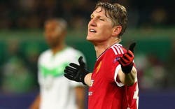 M.U ép Schweinsteiger vào thế phải… giảm lương