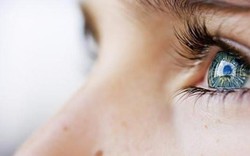 Bút laser có thể gây tổn thương võng mạc mắt