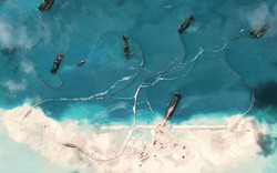 TQ lấy cát Philippines xây đảo trái phép ở Biển Đông