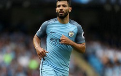 Chơi xấu đối thủ, Aguero “lỡ hẹn” derby Manchester?