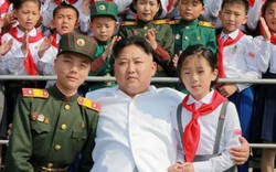 Triều Tiên kêu gọi trẻ em "liều mình" bảo vệ Kim Jong-un