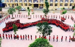 Hà Tĩnh: 540 học sinh xếp hình bản đồ Việt Nam chào mừng năm học mới