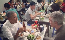 Quán "bún chả Obama" liên tục "cháy" hàng