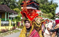 Khám phá cuộc sống ở thánh địa của nữ giới tại Indonesia