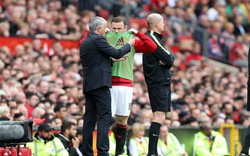 Mất suất đá chính, Rooney “tính bài chuồn” khỏi M.U