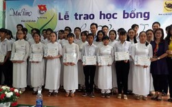 Hàng ngàn suất học bổng cho con em nông dân nghèo vượt khó