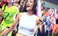 Ngắm chị em Hà thành sexy nhảy zumba cực điệu nghệ