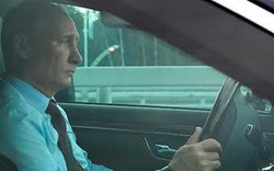 Tổng thống Putin đích thân lái thử 'siêu xe' do Nga chế tạo