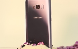 Bị bỏ bùa trước vẻ đẹp của Samsung Galaxy S8+ màu tím khói