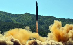 Uy lực ‘kinh ngạc’ của tên lửa đạn đạo Triều Tiên vừa thử