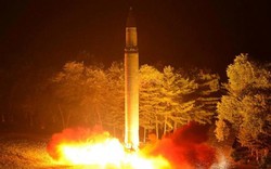 Công bố loạt ảnh Triều Tiên bắn tên lửa xuyên lục địa Hwasong-14