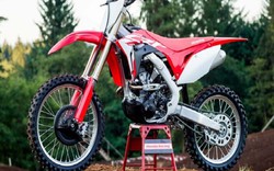 Xế phượt Honda CRF250R 2018 trình làng