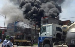 Tạm giữ chủ xưởng bánh kẹo vụ cháy 8 người chết