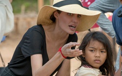 Phim "dùng tiền dụ trẻ em" của Angelina Jolie tung video đầu tiên