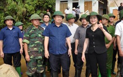 Phó Thủ tướng Trịnh Đình Dũng thị sát nơi xảy ra lũ ống kinh hoàng