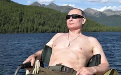 Putin cởi trần, tận hưởng kỳ nghỉ hè tràn đầy ánh nắng