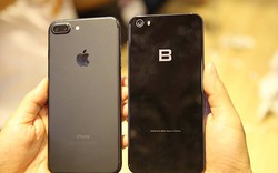 Ảnh: Bphone 2017 lép vế thế nào khi đứng cạnh iPhone 7 Plus?