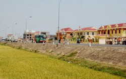 Phú Yên: Nợ nần chồng chất, Phó Chủ tịch thị trấn bỏ trốn