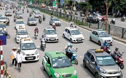 Ý kiến trái chiều về việc taxi Hà Nội sơn màu giống nhau