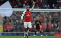 “Bom tấn” 52 triệu bảng Lacazette đi vào lịch sử Premier League