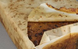 Tìm thấy bánh 100 năm “gần như vẫn ăn được” ở Nam Cực