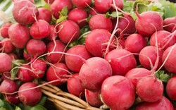 Chợ củ cải đỏ tươi rói ở Sa Pa, bán cả ngày, du khách thích mê