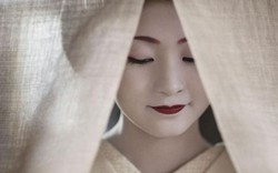Bí mật cuộc sống của các geisha học việc ở Nhật Bản