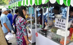 Ăn đã đời đủ món ngon tại phố hàng rong đầu tiên ở Sài Gòn