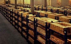 Bí mật sau cánh cửa sắt 90 tấn chứa 5.000 thỏi vàng