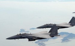 Hàn Quốc điều tiêm kích F-15K tập trận ném bom dằn mặt Triều Tiên