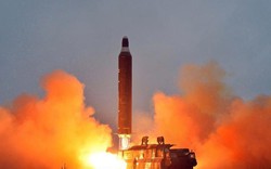 Triều Tiên bất ngờ phóng tên lửa bay qua Nhật Bản