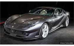 Ferrari 812 Superfast giá chưa thuế "chỉ" 8,38 tỷ đồng