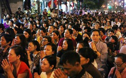 Hàng nghìn người ngồi kín chùa Phúc Khánh tụng kinh Vu Lan