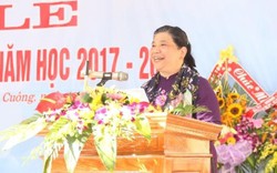 Phó Chủ tịch Quốc hội Tòng Thị Phóng dự khai giảng năm học mới tại Nghệ An