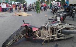 Va chạm 2 xe máy, 4 người thương vong ở Sài Gòn
