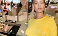 Rihanna lại gây bão khi làm đồ trang điểm