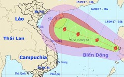 Bão số 10 thẳng tiến vào nước ta