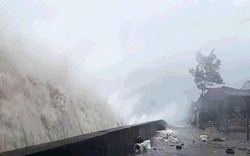Bản tin thời tiết 13h: Bão số 10 hoành hành Hà Tĩnh-Quảng Trị, sóng cao hơn 10 mét