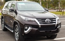 Lộ trang bị trên Toyota Fortuner máy dầu số tự động tại Việt Nam