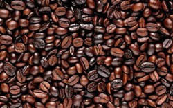 Giá nông sản hôm nay 22.9: Giá cà phê lại gặp "bão" mới, giá tiêu tăng chậm