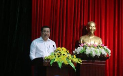 Chủ tịch Đà Nẵng: Công chức không được bàn chuyện ai ở ai đi