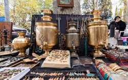 Có gì đặc biệt trong chợ đồ cũ, đồ cổ nổi tiếng nhất thế giới ở Nga?