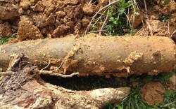 Quảng Nam: Phát hiện quả bom nặng 300kg khi đào móng nhà