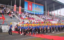 Ba Huân tham dự “ngày hội” thể dục thể thao huyện Phúc Thọ