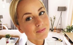 Nữ phi công Thụy Điển thành “sao” vì quá xinh đẹp