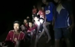 Thái Lan: Đội bóng mất tích trong hang suốt 9 ngày sống sót bằng cách nào?