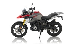 BMW G 310 GS giá 100 triệu đồng gặp phải nhiều "đối cứng"