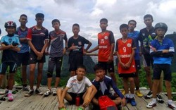 Cuộc giải cứu đội bóng Thái Lan: "Các em quá yếu để lặn ra ngoài"