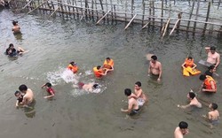 Sơn La:  Nghìn người đổ về hồ thủy lợi Chiềng Khoi tắm giải nhiệt