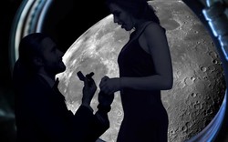 Sốc: Dịch vụ cầu hôn bạn gái trên mặt trăng giá hơn 3.000 tỷ đồng